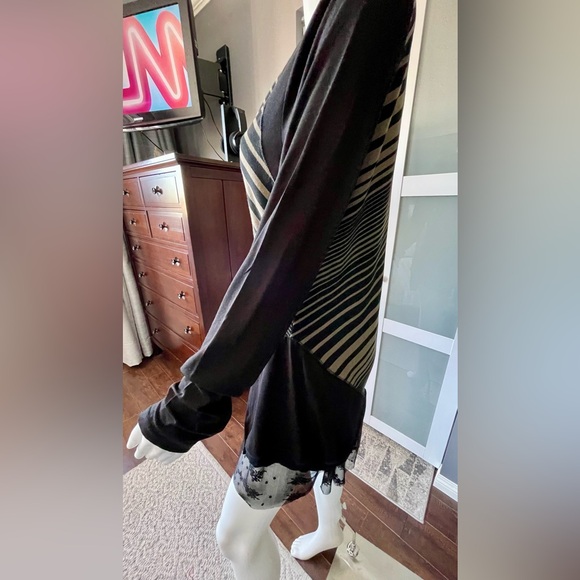 Dolcezza Tunic - Picture 7 of 15